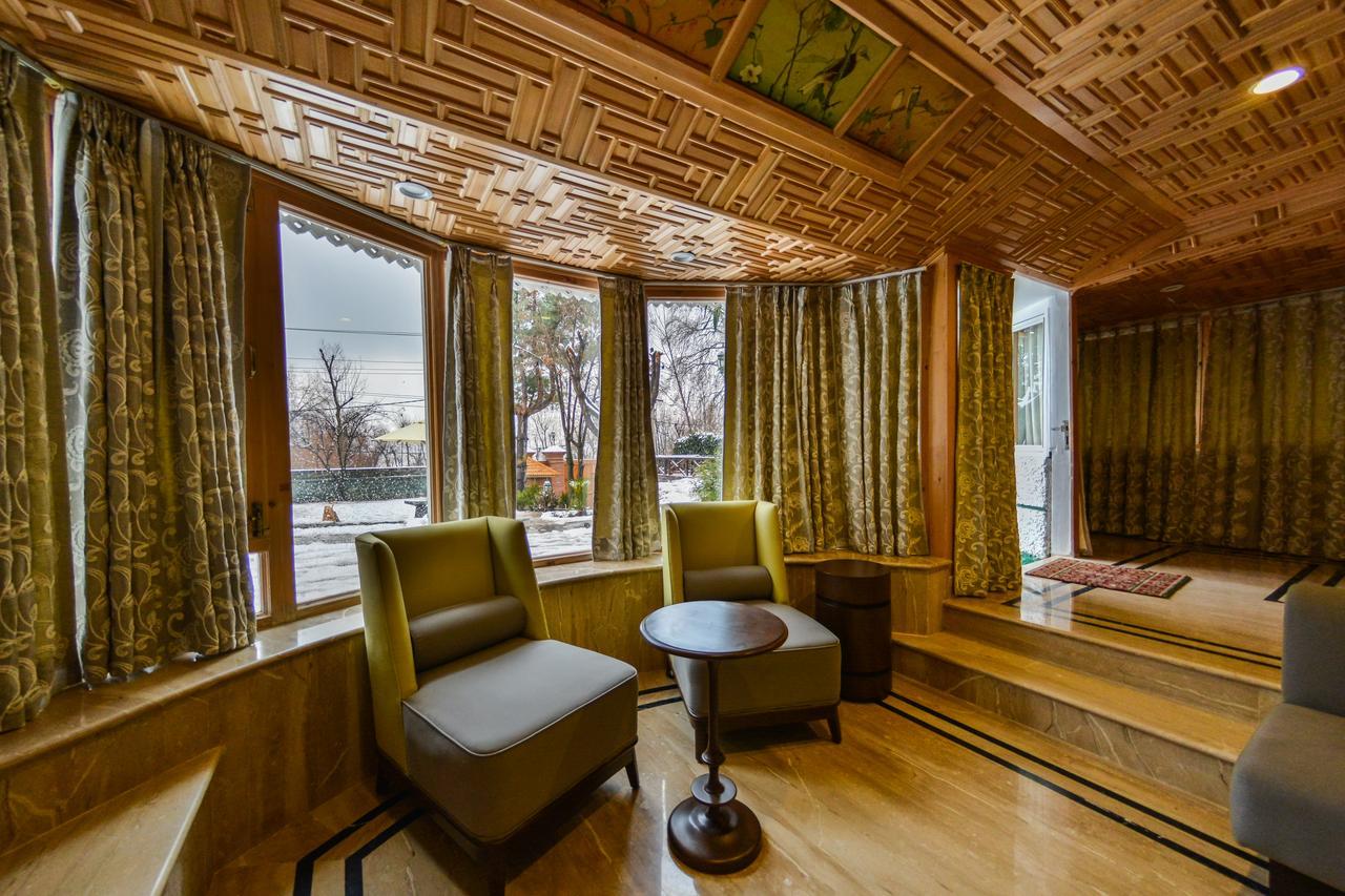 Hotel Metropolis Srīnagar Extérieur photo