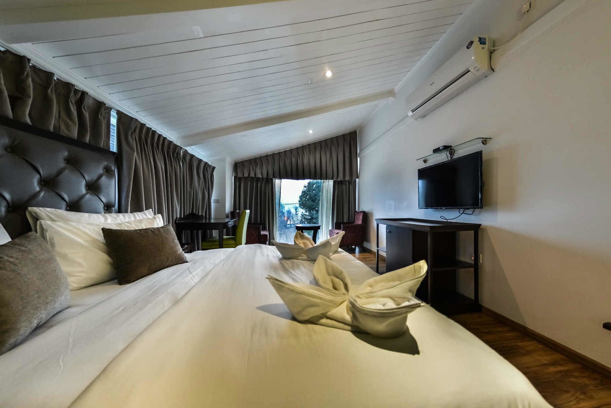 Hotel Metropolis Srīnagar Extérieur photo